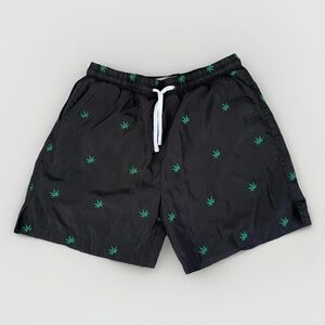 Maison Article Shoe Palace Hybrid Shorts LARGE Marijuana Leaf Embroidered‎ Black